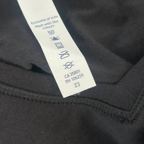 Lululemon Black V Neck Split Side Front Sleeveless Muscle Tank Size 6 - Picture 4 of 6